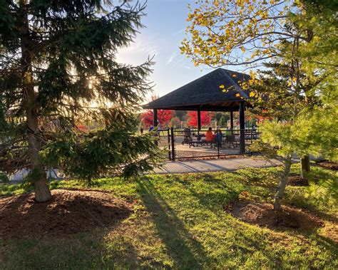 Skyline Park, in Brookline: Plan Your Next Trip - Urbnparks.com