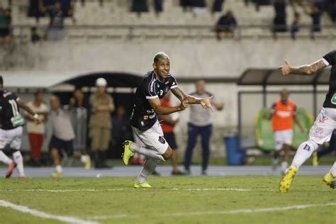 Sampaio Confirma Acerto Com Dois Atacantes Do Futebol Paraense