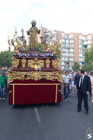 Faja Y Costal Hoy Igual Para La Salida Procesional Del Sagrado