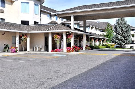 Okanagan Chateau Retirement Residence Kelowna Bc