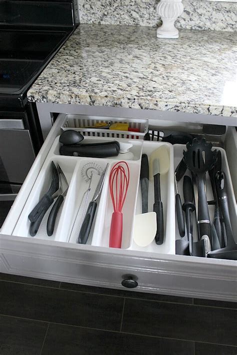 How I Ve Simplified My Life By Organizing My Kitchen Into Zones Your