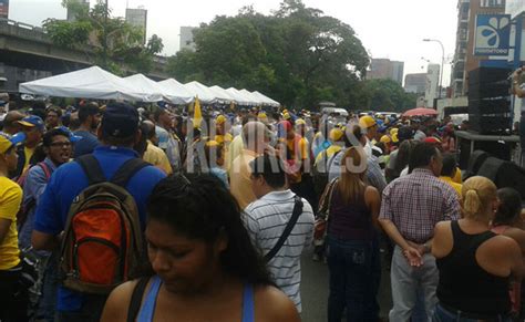 Fotos Así Transcurrió El Primer Día De La Recolección De Firmas Para El Revocatorio