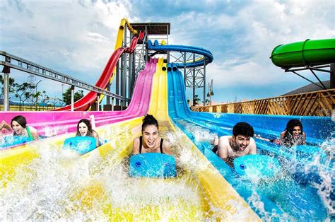 The Multi-Lane Mat Racer Water Slide from WhiteWater