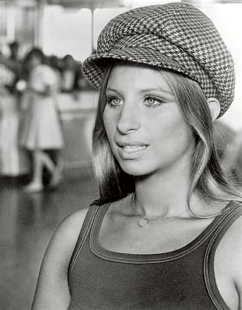 20 Pictures Barbra Streisand When She Was Young