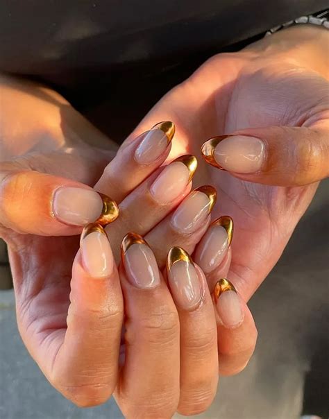 Chrome Nails La Manucure Tendance Qui Fait Le Buzz Sur Les