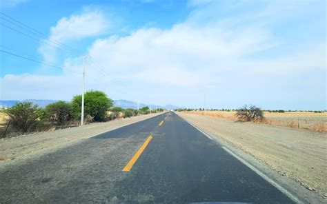 Limpian Acotamiento De La Carretera Francisco Zarco En Nuevo Ideal