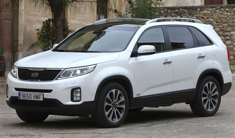 KIA Sorento Specs Reviews Tests Details