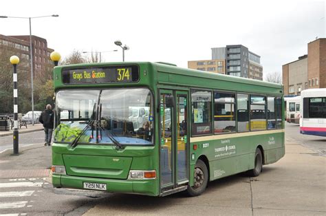 Imperial Buses Y251 NLK Basildon Bus Station JKP Photos Flickr