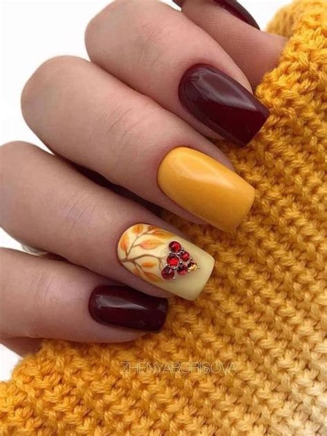 30 Fall Nail Art Ideas And Smokin Autumn Colors 2024 Hubpages