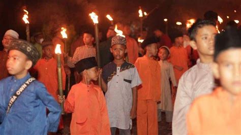 Semarak Lebaran Di Lingga PHBI Gelar Lomba Takbir Keliling Di Dabo