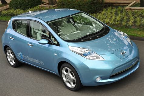 Nissan Leaf Uncovered Autoevolution