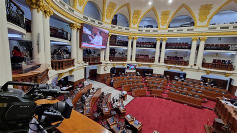 El Congreso de Perú vuelve a debatir la posibilidad de adelantar las