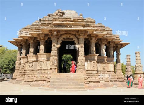 Modhera Sun Temple Stock Photo - Alamy