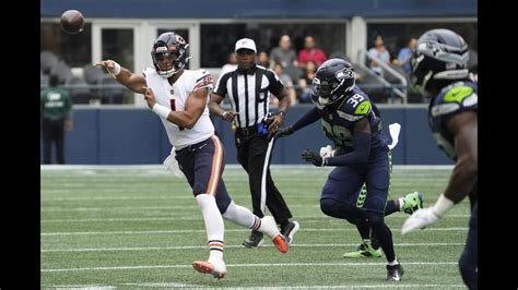 Why Qb Justin Fields And The Chicago Bears Offense Need More Work In The Preseason Youtube