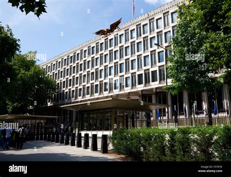 United States Of America Embassy Grosvenor Square London Stock Photo