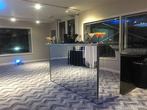 Mirrored Mobile Bar Hire For The Hyatt Place Heathrow And A Private