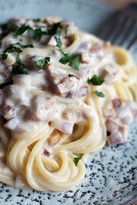 Cremige Spaghetti Carbonara Blueberry Vegan