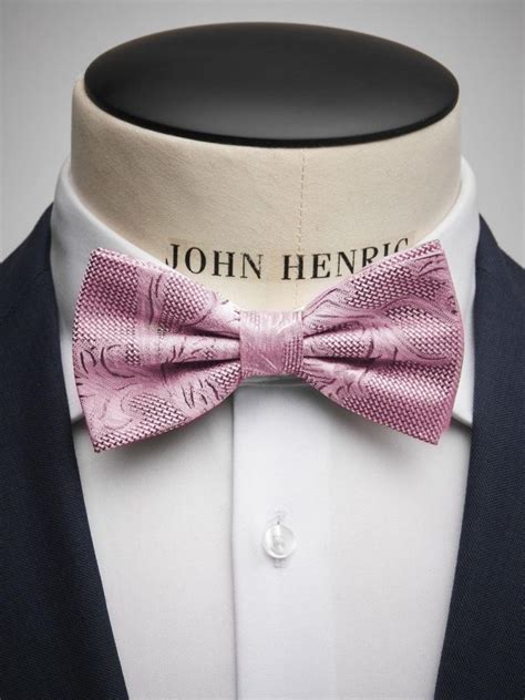 Navy Blue Suit For Men How To Perfectly Style It With A Bold Pink Bow Tie