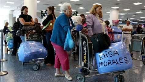 Consejos Para Evitar Que Te Cambien La Maleta En El Aeropuerto Cnn