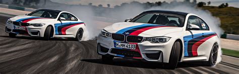 360x640 Resolution White And Blue BMW Race Car BMW M4 Race Tracks