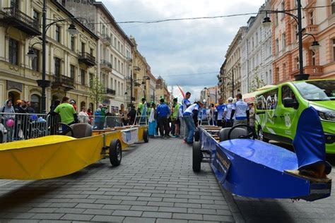 Mi Dzyuczelniane Regaty Wio Larskie Ulicy Piotrkowskiej Fundacja