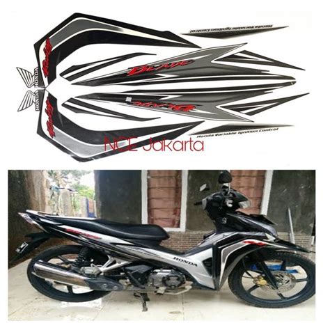 STIKER STRIPING LIS BODY MOTOR HONDA BLADE RACING 2012 HITAM STANDAR