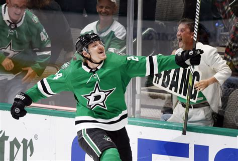 Photos Hats Off To Roope Hintz And The Dallas Stars Game 2 Victory