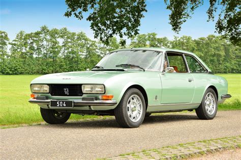 Peugeot 504 Coupe V6 specs, lap times, performance data - FastestLaps.com