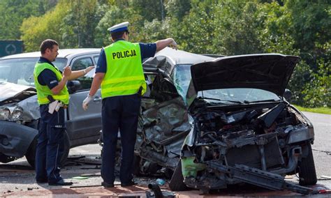 Wypadki Drogowe W Polsce Najniebezpieczniej W Odzi Warszawa