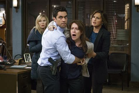 Kelli Giddish And Danny Pino