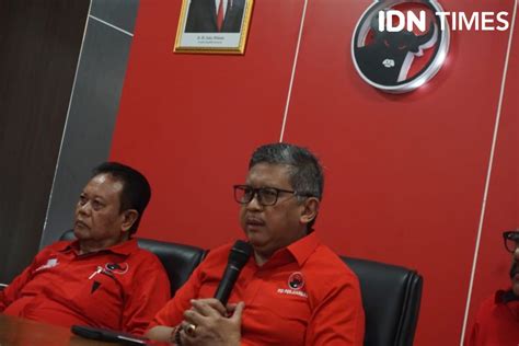 Sekjen Pdip Ungkap Alasan Komunikasi Kubu Ganjar Anies