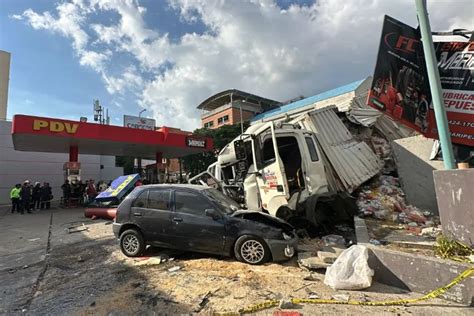 Identifican A Dos De Los Tres Fallecidos En Accidente De Marip Rez