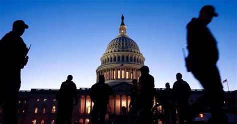 Congress Approves 460bn Spending Deal Prevents Government Shutdown