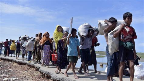 6 Rohingya Dead Hundreds Flee After Riot At Malaysian Detention Camp