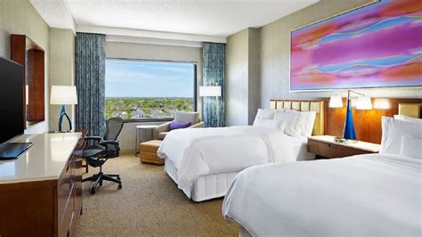 Deluxe Room | The Westin Chicago Northwest