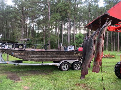 East Texans Catch Three Large Alligator Gar At Sam Rayburn Reservoir