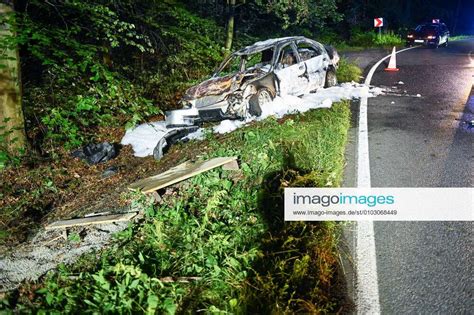 Herrnhut Pkw Brennt Nach Unfall Aus Uhr Hernnhut