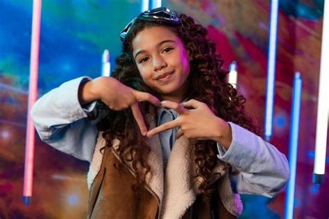 Sandra Valero queda segunda en Eurovisión Junior con su Loviu