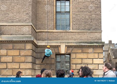 Abseil On A Building Facade In Palma Editorial Photo | CartoonDealer ...