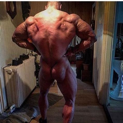 Dreamer InTheNight On Twitter Fuck I Love When Bodybuilders Pose