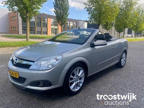 Opel Enjoy Opel Astra Twintop Enjoy Xj X Troostwijk