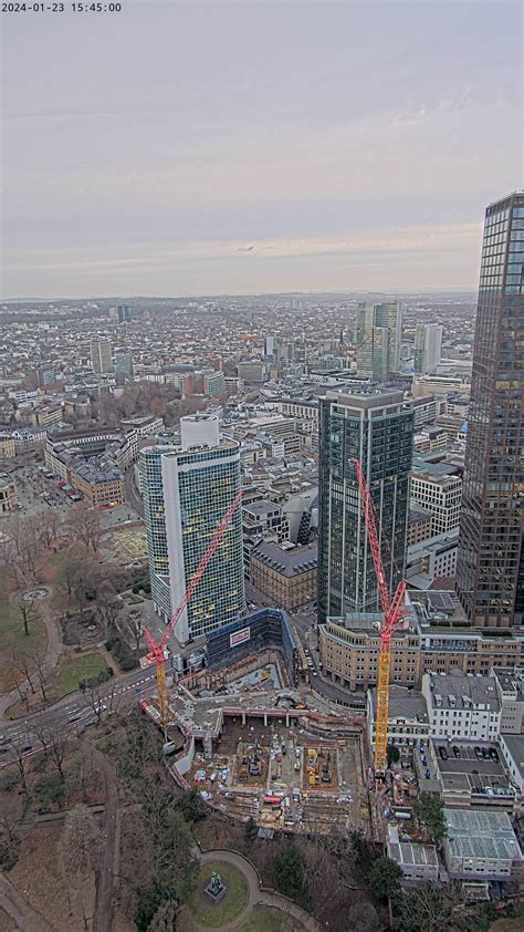 Webcam Hochhausprojekt Central Business Tower Im Bankenviertel R