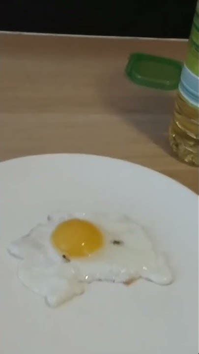 How To Fry An Egg Runny Yolk How To Fry An Egg Fried Eggs How To Fry An Egg Without Flipping