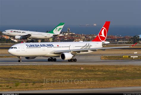 Tc Lne Airbus A Turkish Airlines M R Sadikoglu Jetphotos