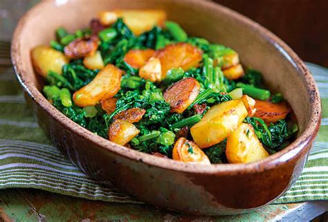 Sautéed Broccoli Rabe With Potatoes Recipe