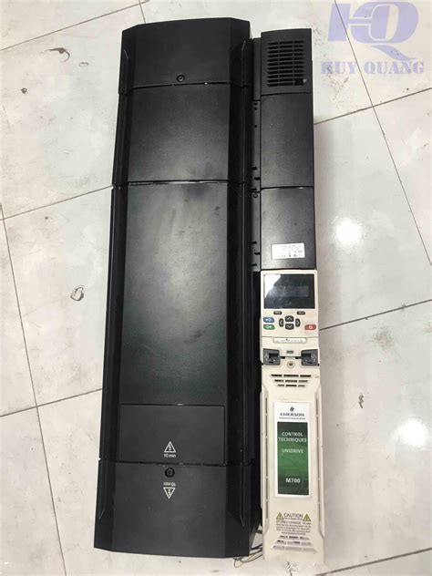 Unidrive M200 Emerson 7