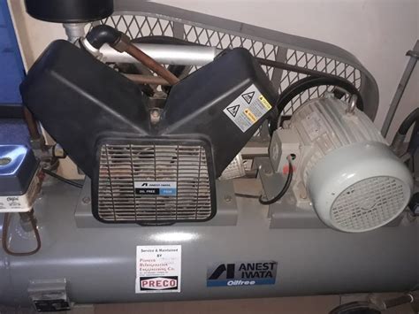 Hp Anest Iwata Oil Free Air Compressor Air Tank Capacity Model