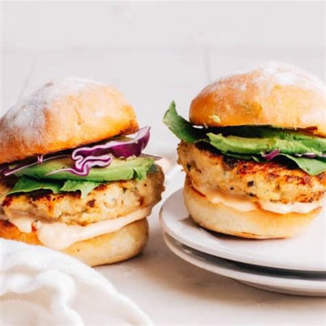 Best Ever The Juiciest Ground Chicken Burgers The Ultimate Juicy