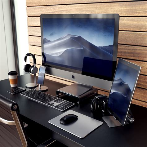 Imac Pro Bundle Home Office Setup Home Office Design Office Setup