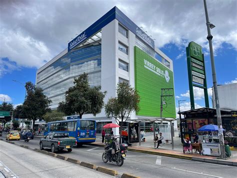 nueva clinica  mas de  millon de usuarios en bogota